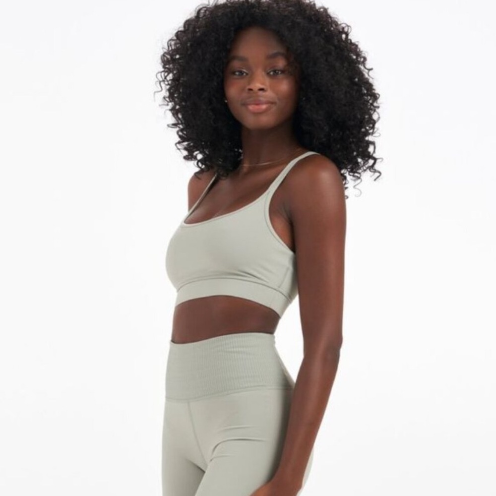 Vuori Mindset Strappy Sports Bra & Biker Short, Eucalyptus